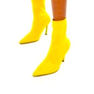 Women’s heeled boots